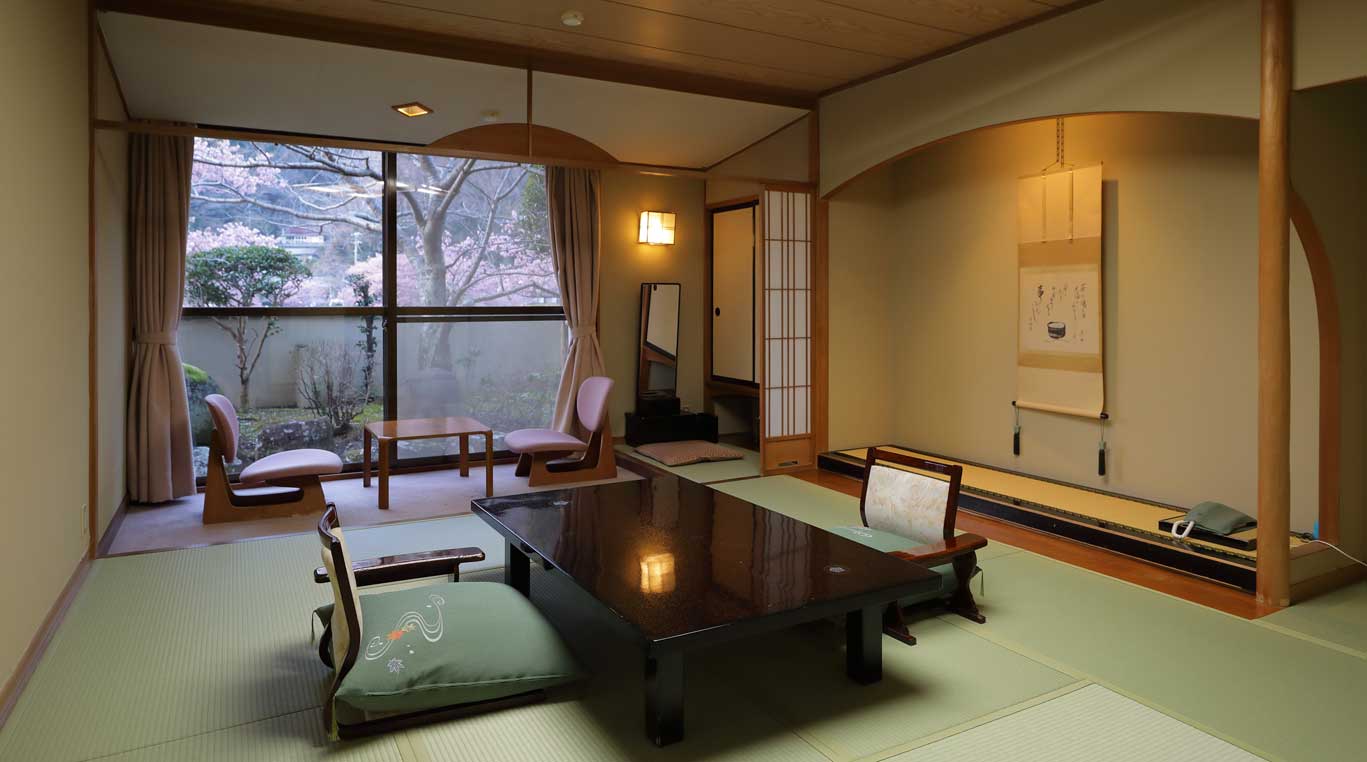 ホテル河内屋 和室